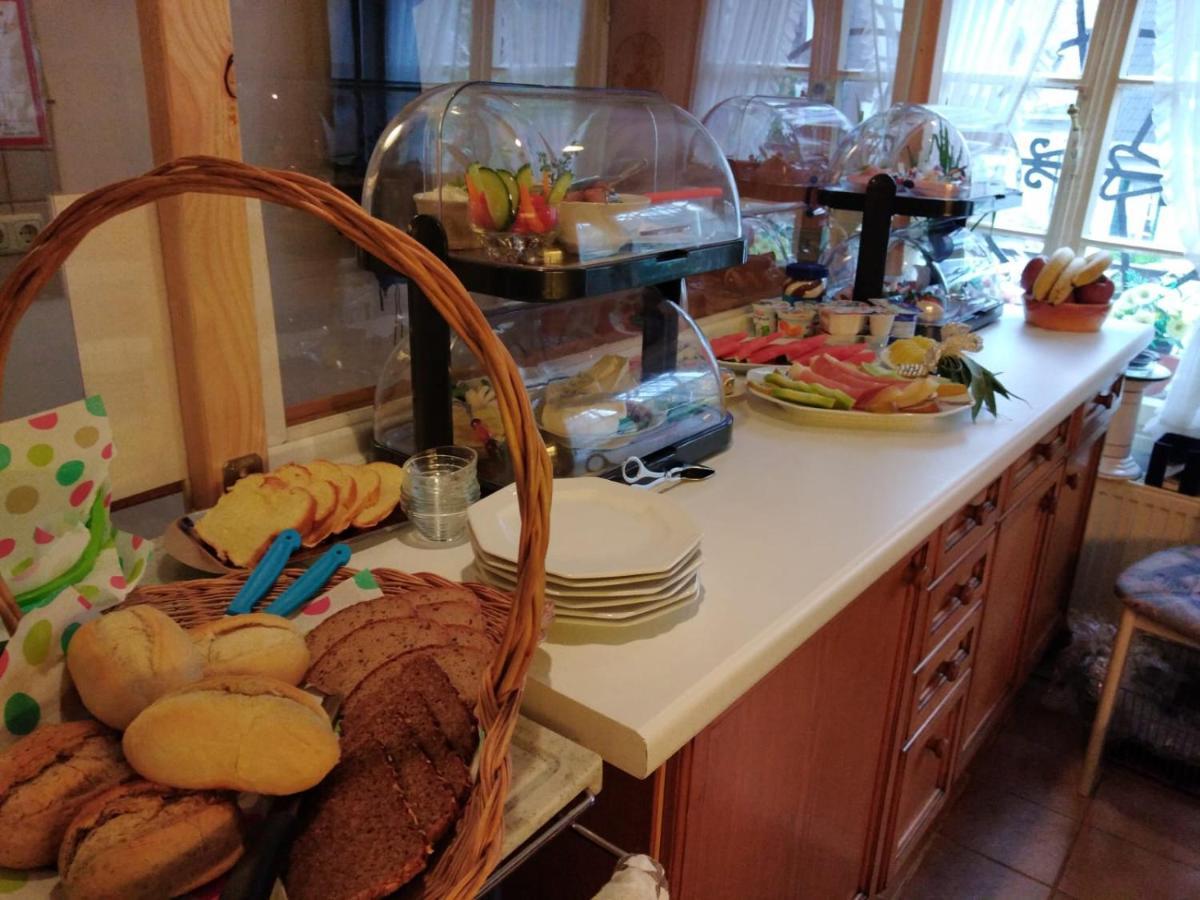 몬샤우 Gaestehaus Luise B&B 외부 사진