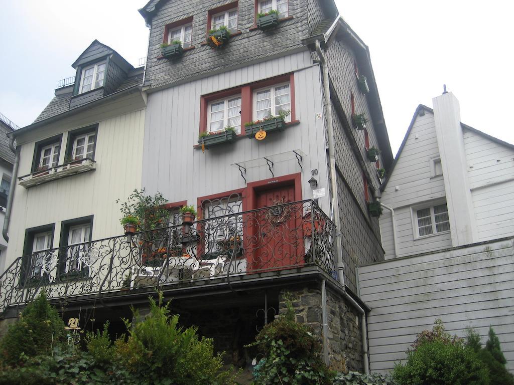 몬샤우 Gaestehaus Luise B&B 외부 사진